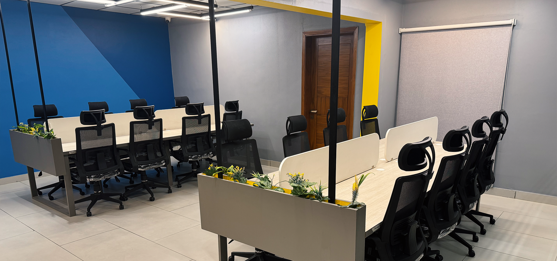 global-workspace-private-room-medium-large-companies-website-slider
